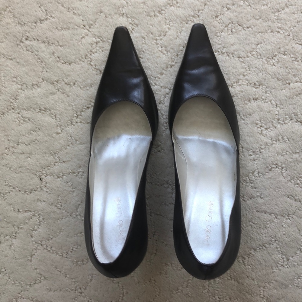 Paola Corelli brown pumps